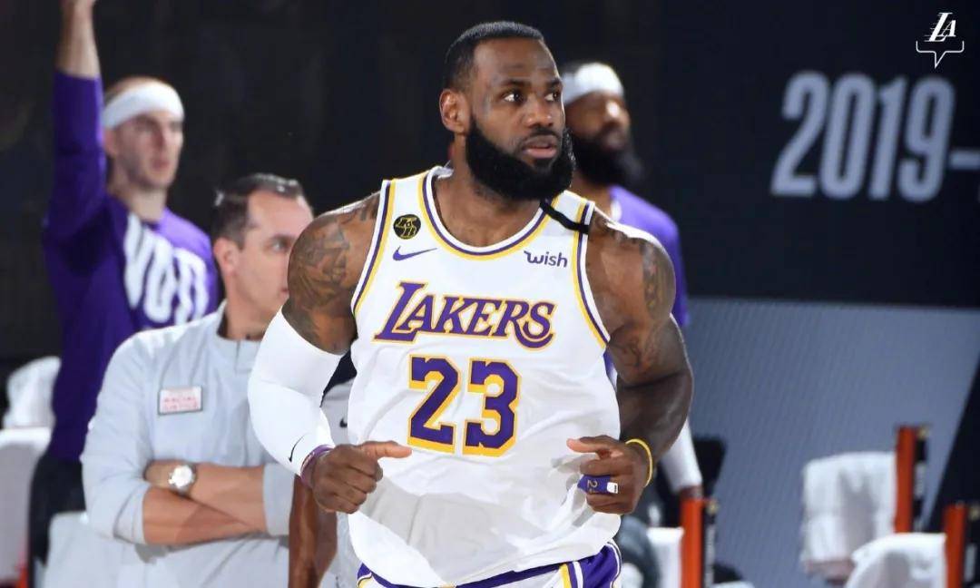  詹姆斯三双率湖人逆转掘金迎五连胜